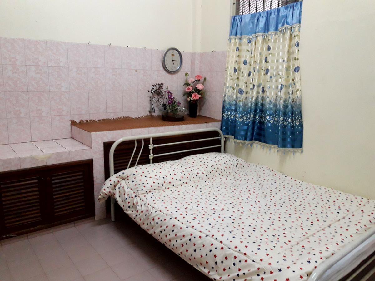 Coc Guest House & Hostel Chiang Mai Exterior photo